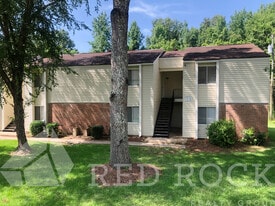 Building Photo - Rivergate Apartments - Columbus, MS