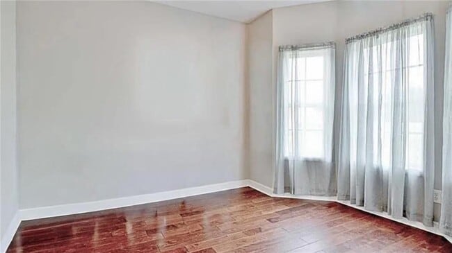 Building Photo - 2717 Mt Carmel Rd