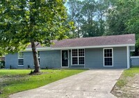 Building Photo - 4 bedroom updated home in Ocean Springs!