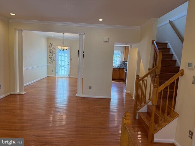 Building Photo - 20914 Rosebay Pl