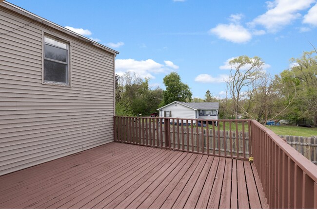 Building Photo - 901 N Horace Ave