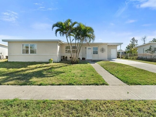 Primary Photo - 21923 Cellini Ave