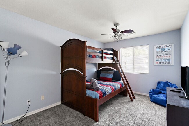 Building Photo - 4301 N 21st St