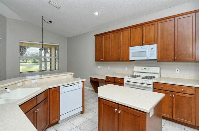 Building Photo - 6344 Rookery Cir
