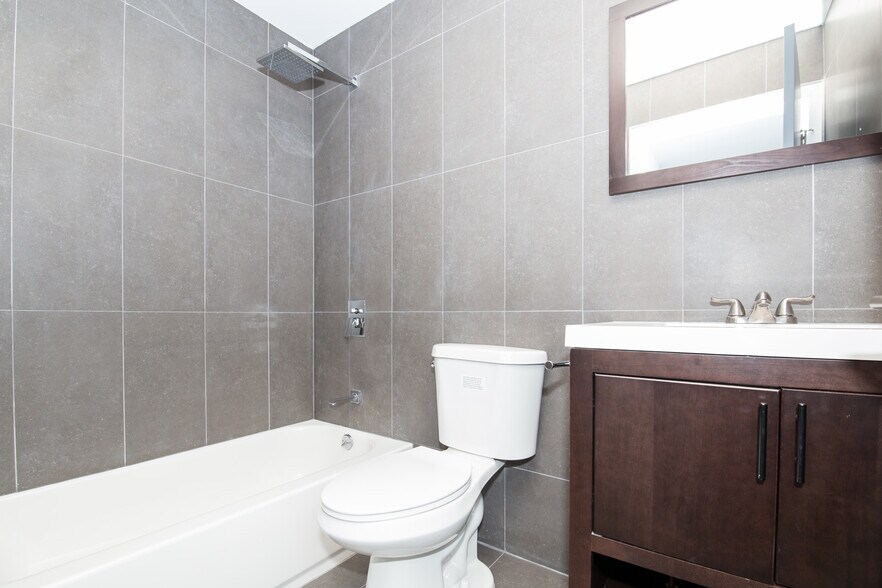 Building Photo - 1442 N 7th St