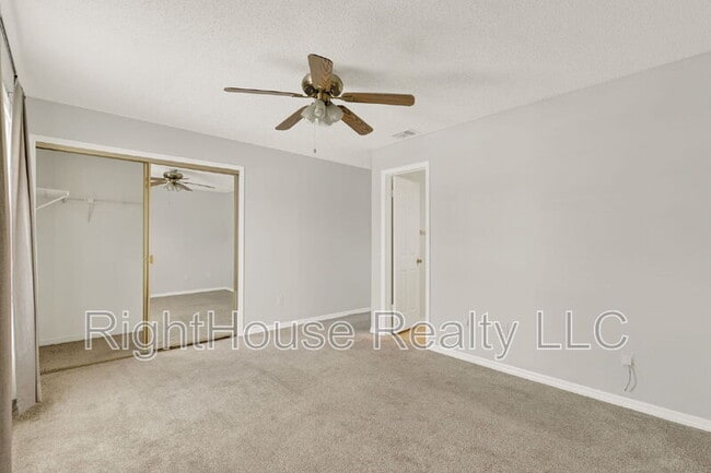 Building Photo - 3267 Forest Oaks Ct