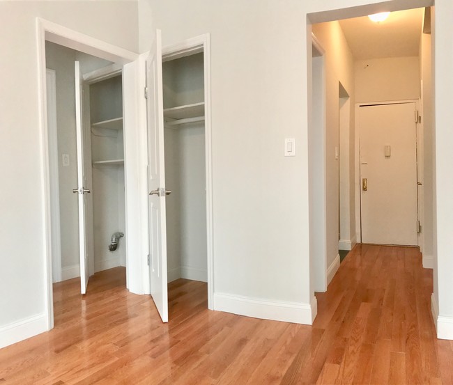 Building Photo - 621 Lefferts Ave