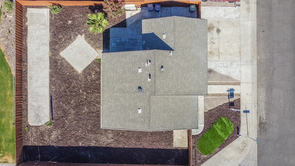 Site Plan - 299 Tangelo St