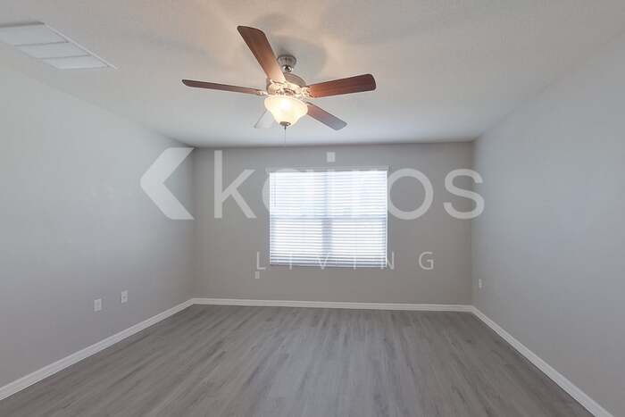 Building Photo - 8684 SW 44th Ct