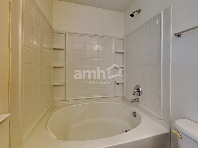 Building Photo - 6308 Dumont Ln