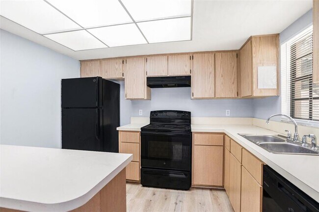 Building Photo - 4014 Ashford Green Pl
