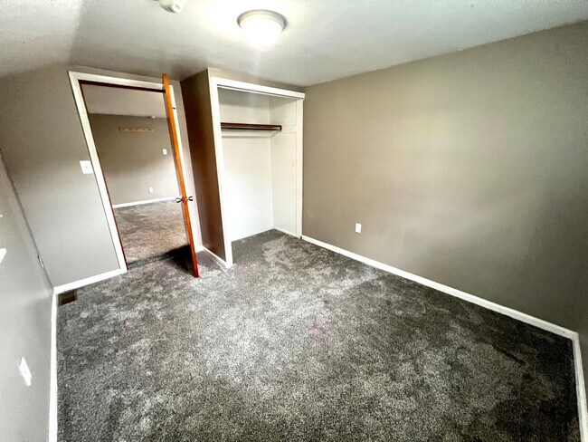 Building Photo - Bridgeville - 3 Bedroom 1.5 Bathroom - Hom...