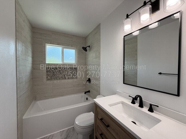 Building Photo - 847 Nancy Ln