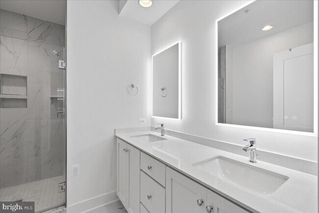 Building Photo - 7345 Blade Dr