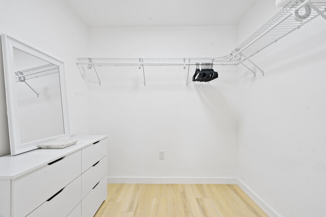 Building Photo - 4037 Penn Ave