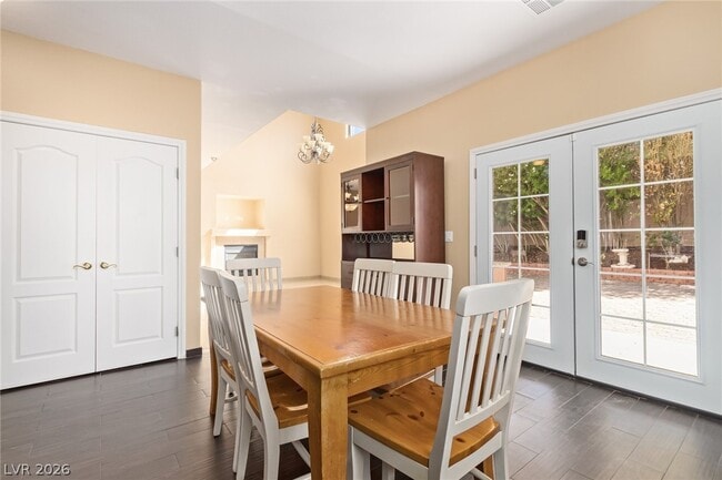 Building Photo - 1477 Rancho Ridge Dr