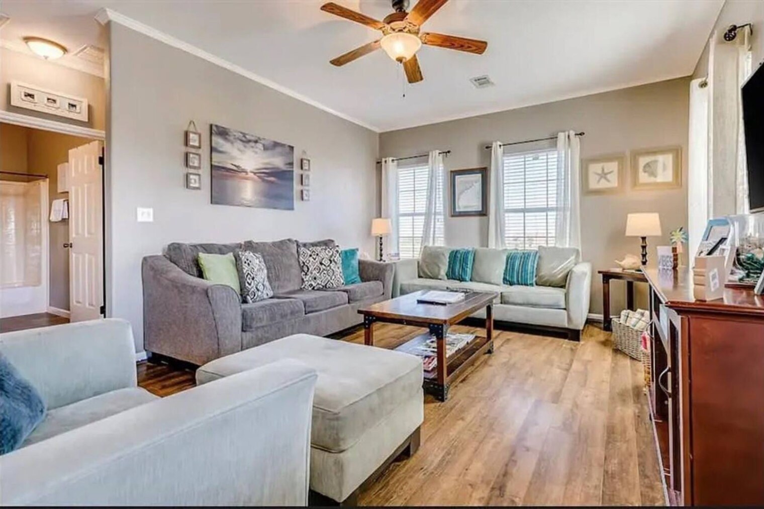 Building Photo - 2019 Flamingo Rd