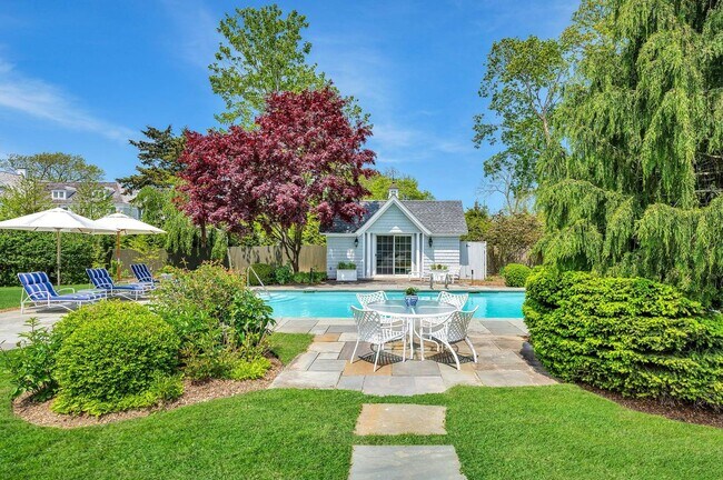 Building Photo - 35 Toylsome Ln