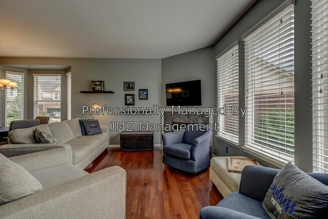 Building Photo - 28285 Cottage Ln