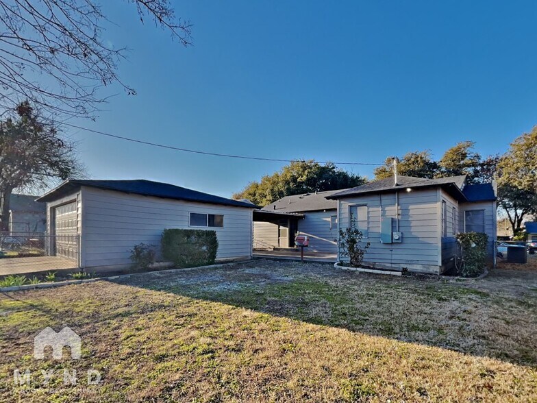 Building Photo - 2728 Rolinda Dr