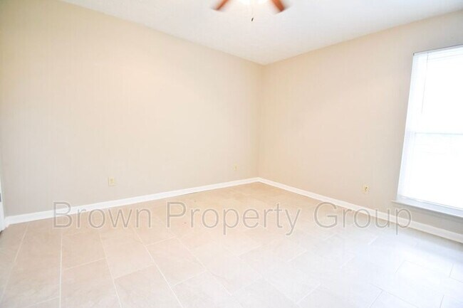 Building Photo - 6208 Birchbrook Dr