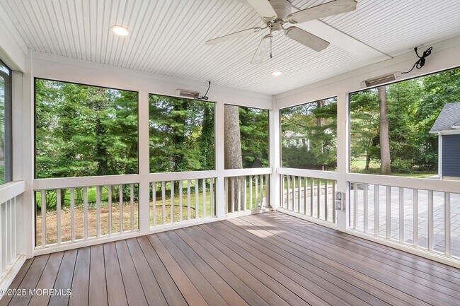 Building Photo - 20 Rustic Terrace