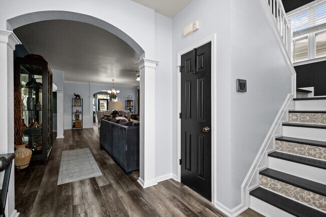 Building Photo - 2476 Apiary Ct