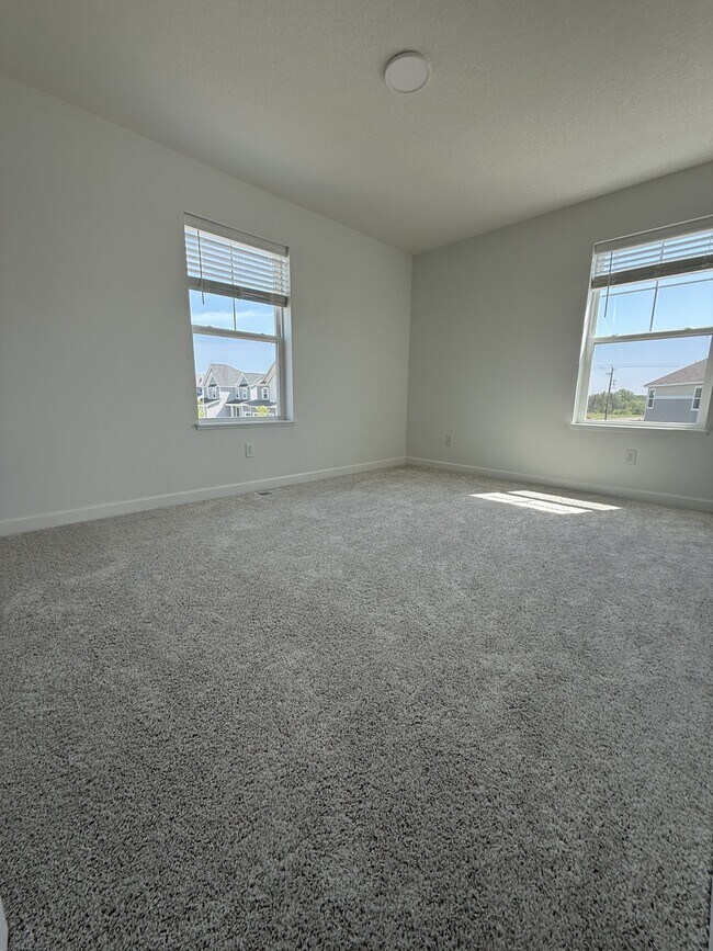 Building Photo - 1071 Anmeadle Row