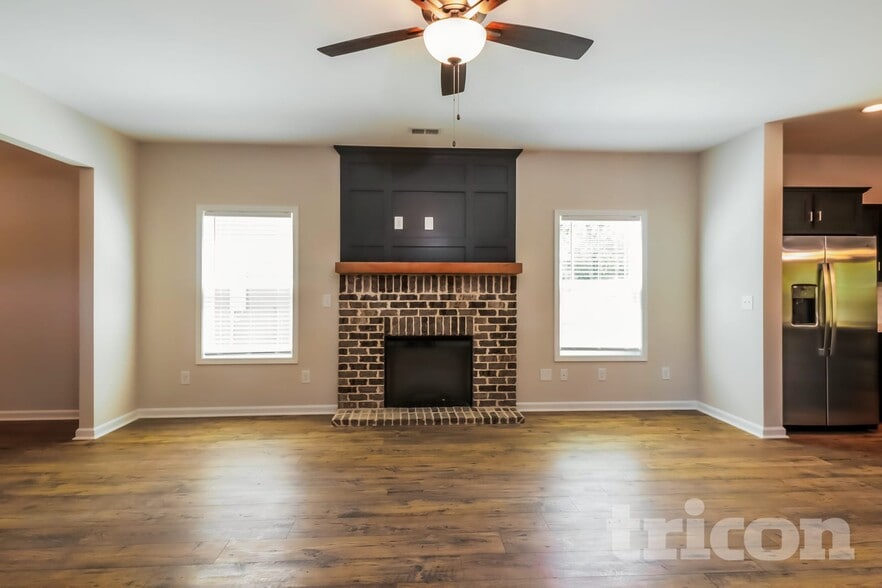 Building Photo - 126 Cedar Pk Wy