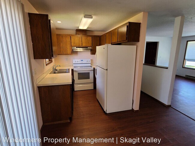 Building Photo - 2 br, 1 bath House - 1305 Heather Lane