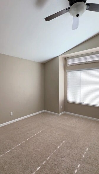 Building Photo - 2126 Shoreview Pl