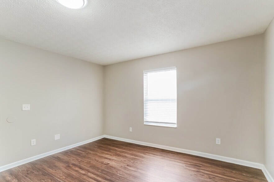 Building Photo - 5708 Canal Bridge Dr