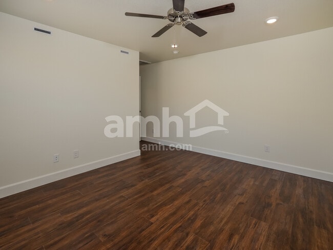 Building Photo - 6565 Enlightenment Dr