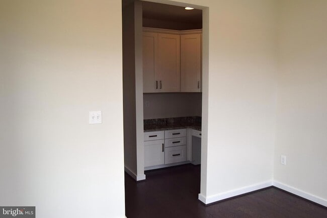 Building Photo - 19972 Abram Ter