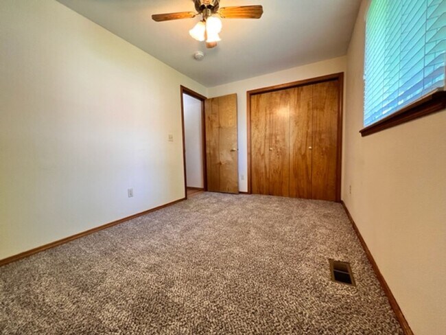 Building Photo - Beautiful Home in Boise!  *Special $300 OF...
