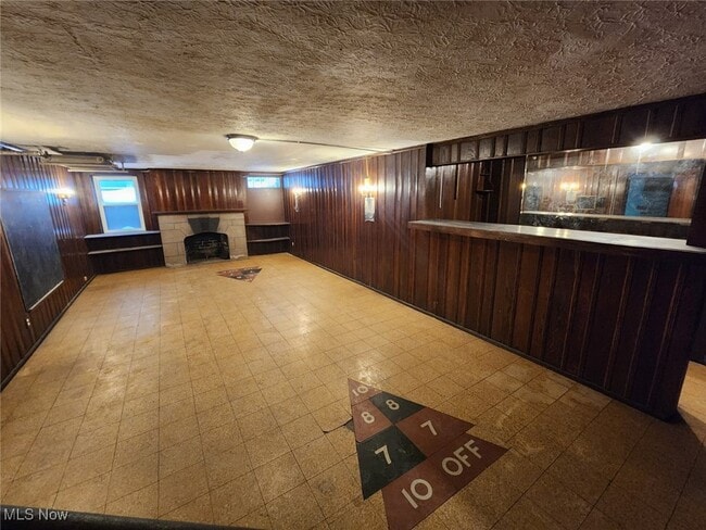 Building Photo - 3610 Harvey Rd