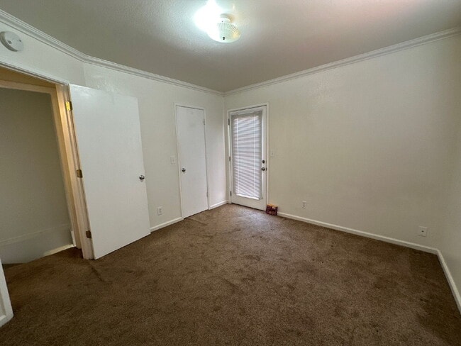 Building Photo - One Bedroom, Utilities Included, $2,100