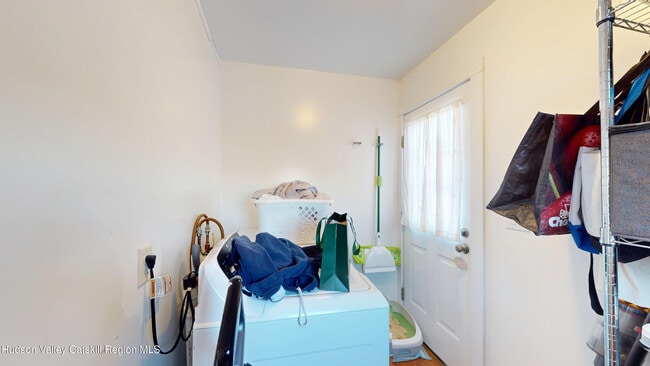 Building Photo - 34 Ely St