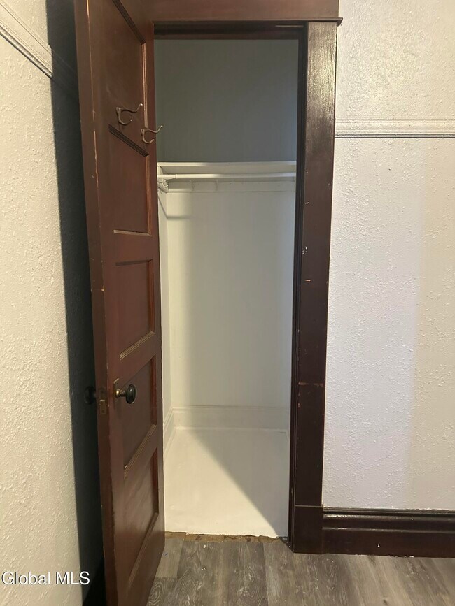 Building Photo - 312 5th Ave