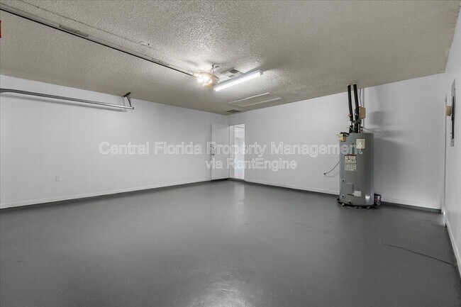 Building Photo - 508 Glade Ct