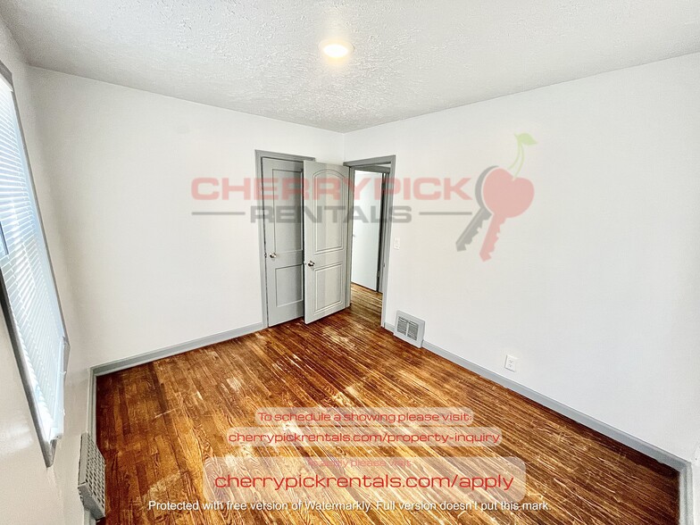 Building Photo - 3710 Bedford Ave