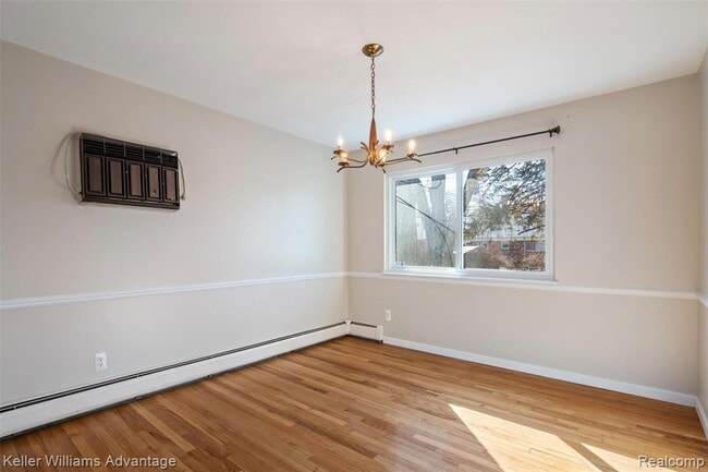 Building Photo - 14377 Cranston St