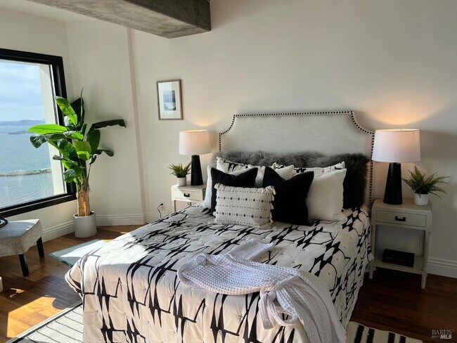 Building Photo - 6363 Christie Ave