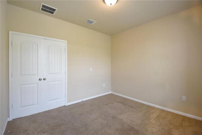 Building Photo - 1424 Brooks Way