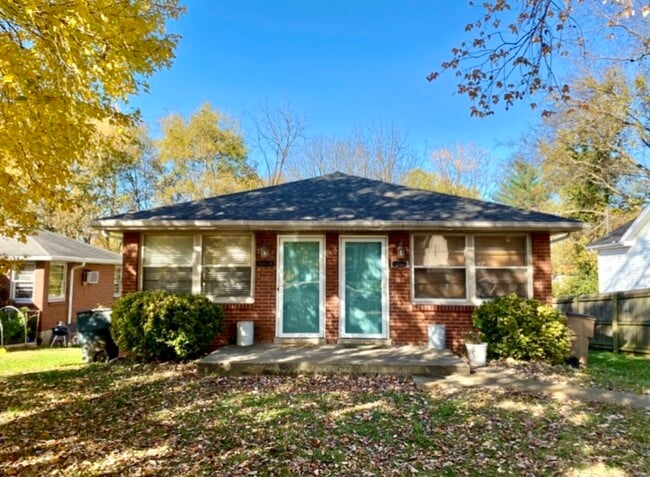 Building Photo - 1523 McKennie Ave