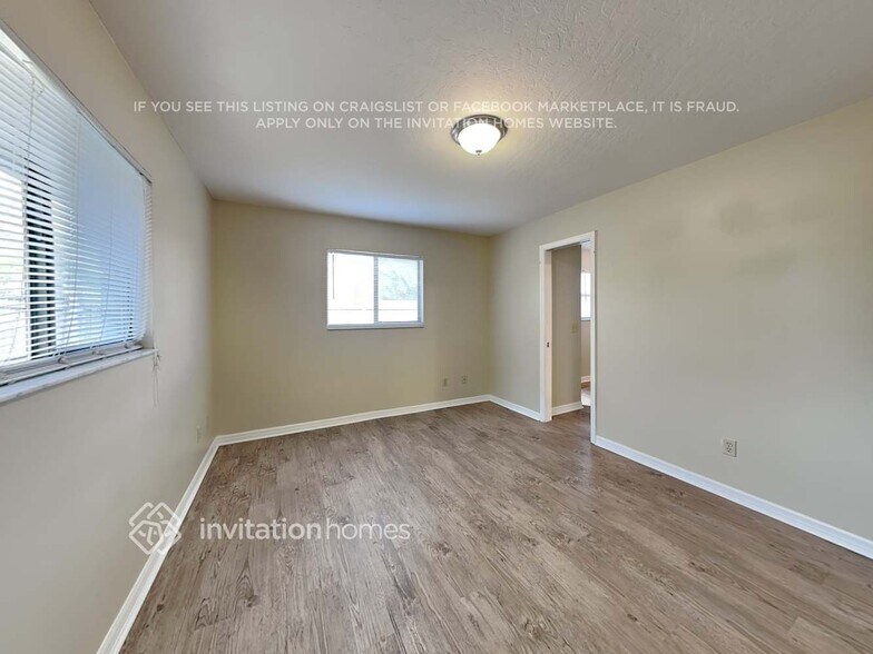 Building Photo - 3532 Finch Dr