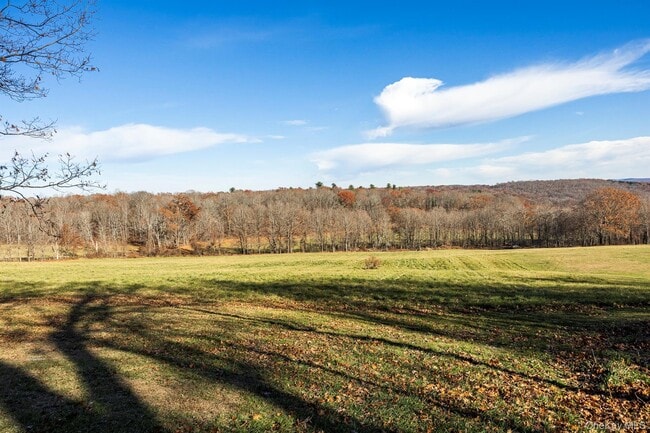 Building Photo - 641 Smithfield Rd