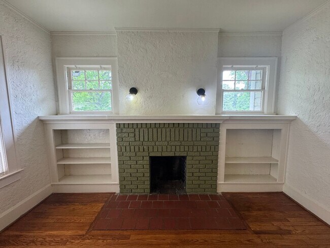 Building Photo - Charming 3BR House in Birmingham