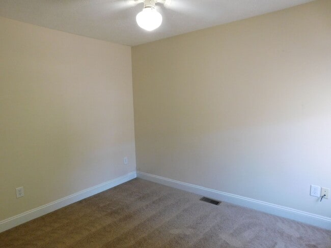 Building Photo - 4204 Arbor Green Way