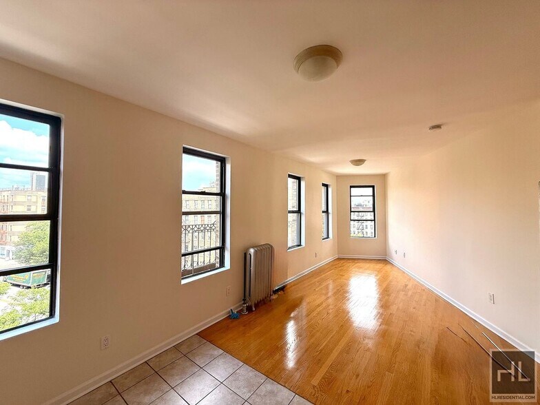 Building Photo - West 171st Street